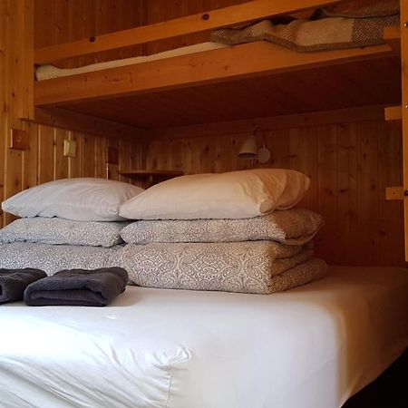 סלפוס Cozy Cabin In The Woods מראה חיצוני תמונה